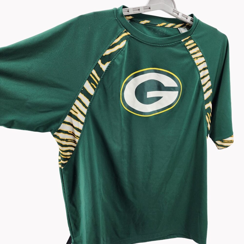 Green Bay Packers Mens XL T Shirt Zebra Stripes Graphic Tee NFL Fan Apparel
